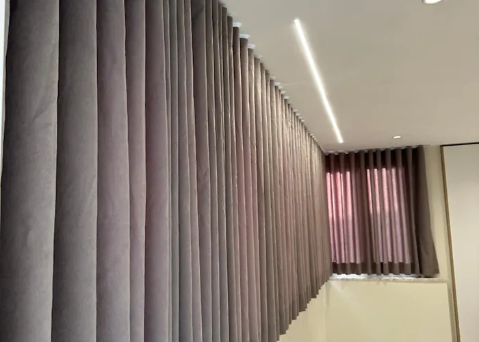 Velora Stays- Beachfront Apartment *